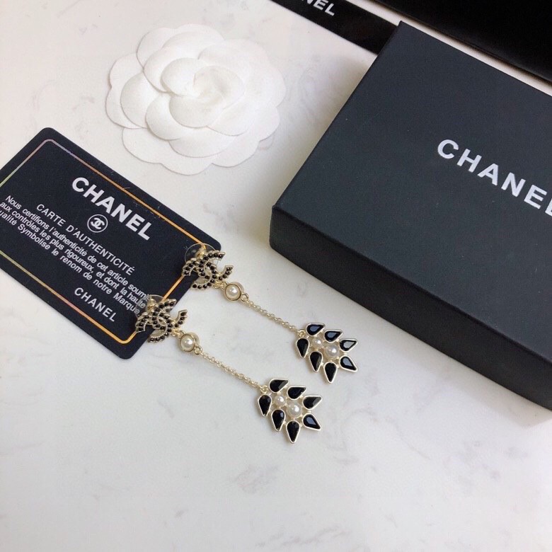 Ch**el earrings